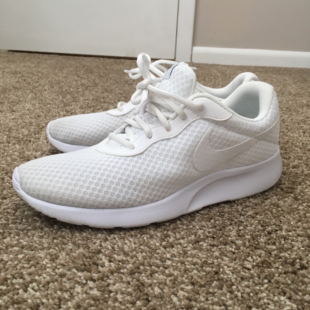 Men’s Nike size 9. Worn 2-3 times